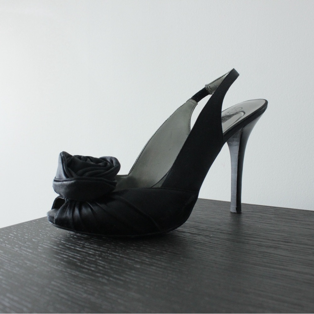Guess Black Floral Slingback Heels